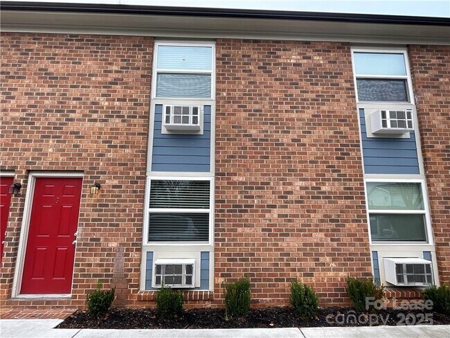 Foto del edificio - 1850 Lowell Bethesda Rd