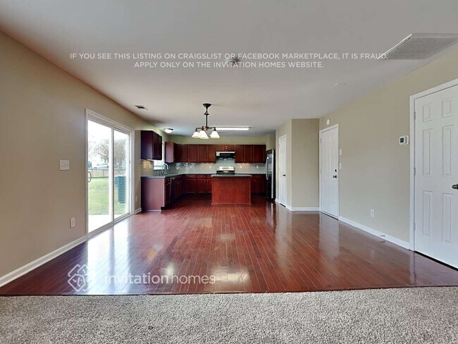 Foto del edificio - 6524 Prosperity Commons Dr