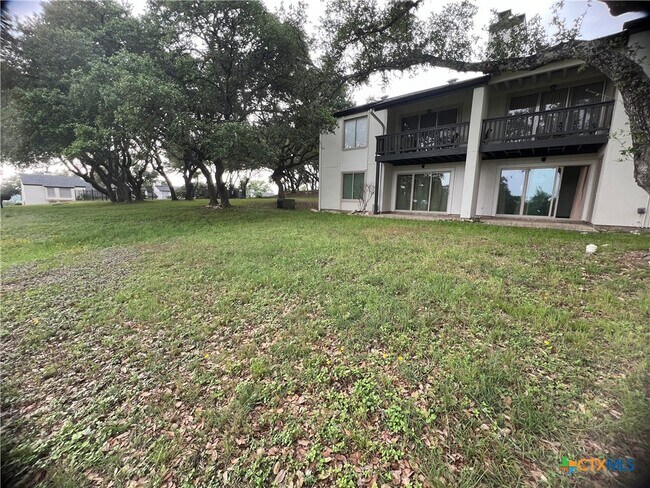 Foto del edificio - 1033 Parkview Dr