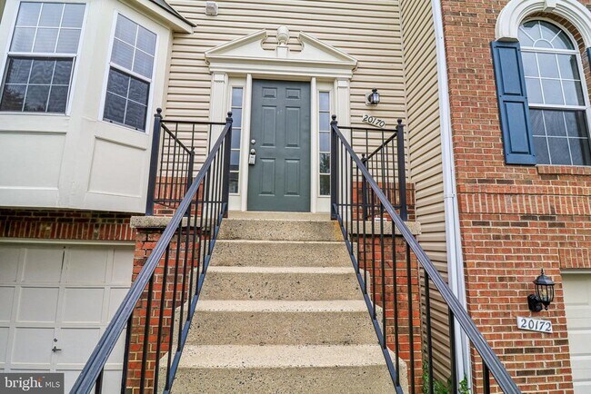 Building Photo - 20170 Bar Harbor Terrace