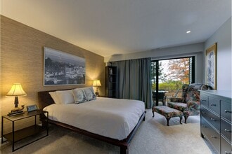 Building Photo - 5658 Creeks Crossing