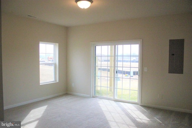 Building Photo - 232 Parkland Dr