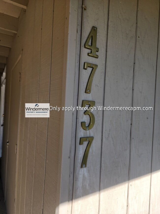 Foto del edificio - Halfplex Gem at River College Square- Available Now!