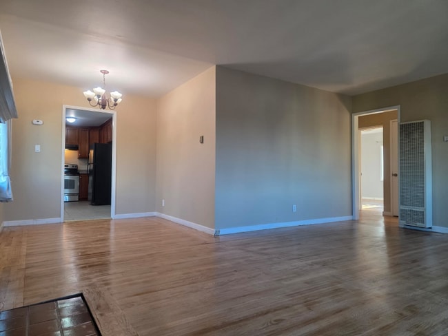 Building Photo - 17xxx Ehle St