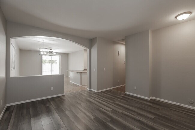 Foto del edificio - 11217 W Berkeley Rd