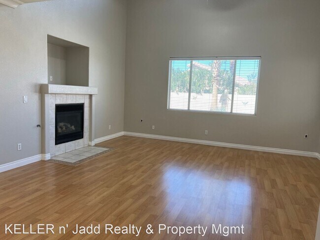 Building Photo - 4 br, 2.5 bath House - 1464 VERDE DOMENICA