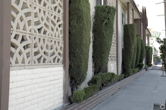 Foto del edificio - Townhouse Artesia