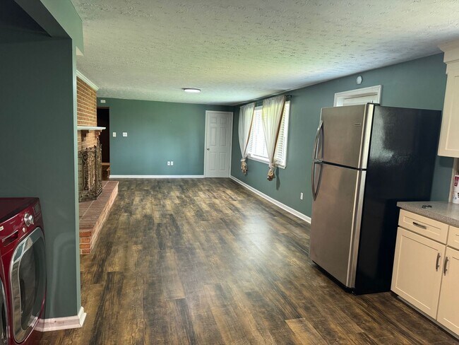 Foto del edificio - 1085 Claymont Dr