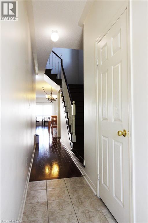 Building Photo - 110 Highland Rd E