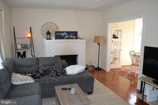 Foto del edificio - 114 Southfield Rd