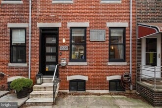 Building Photo - 1226 Gerritt St