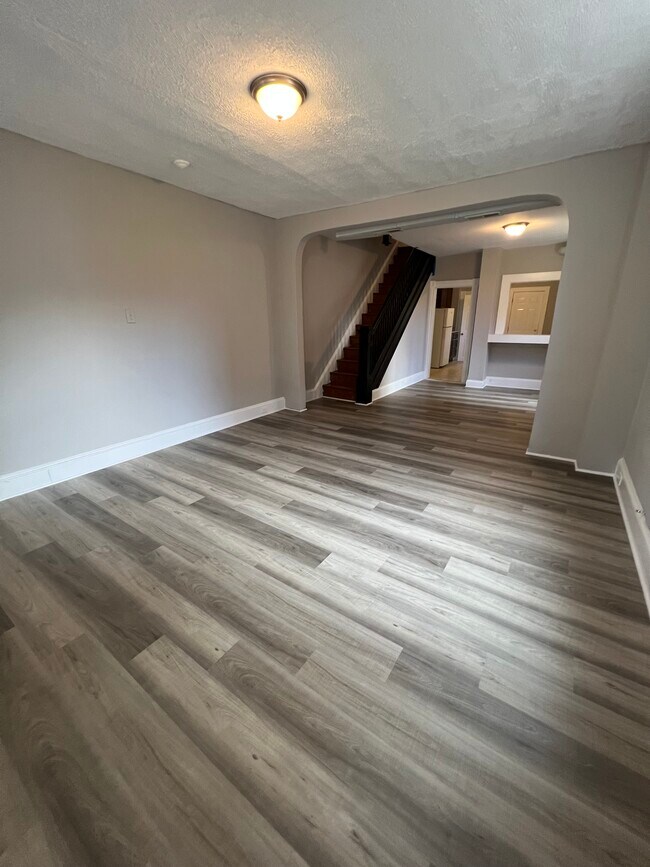 Foto del edificio - 4215 Old Frederick Rd