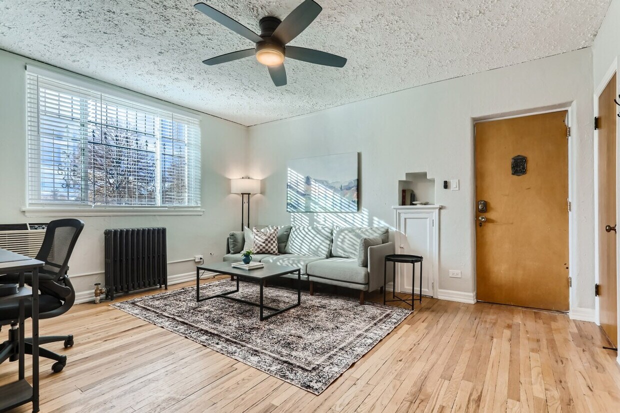 Foto principal - 2820 E 17th Ave