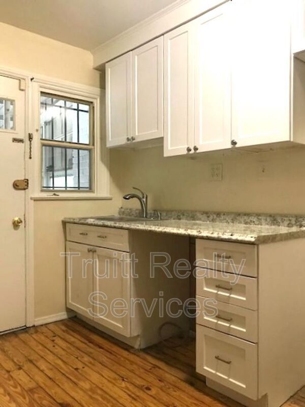 Foto del edificio - 534 Oklahoma Ave NE