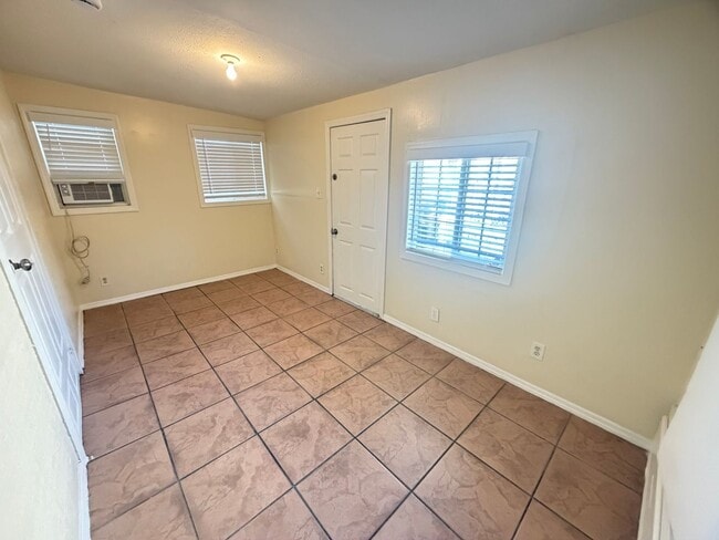 Building Photo - 8563rd