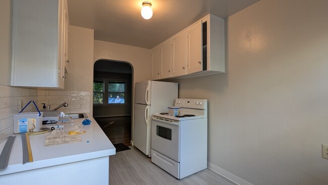 Building Photo - 3513 SE 43rd Ave
