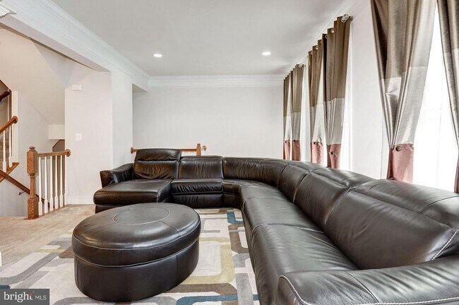 Foto del edificio - 21256 Hyrst Grove Terrace