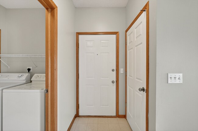 Foto del edificio - 1380 SE Florence Dr