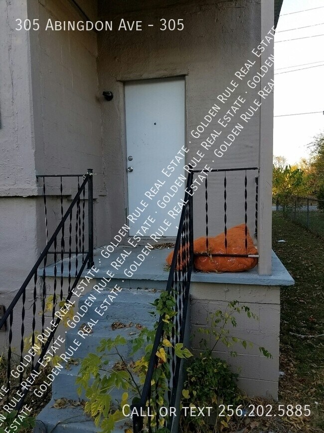 Building Photo - 305 Abingdon Ave NW