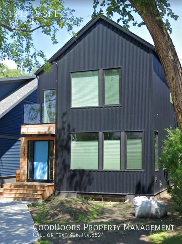 Primary Photo - 1303-1315 15 St E