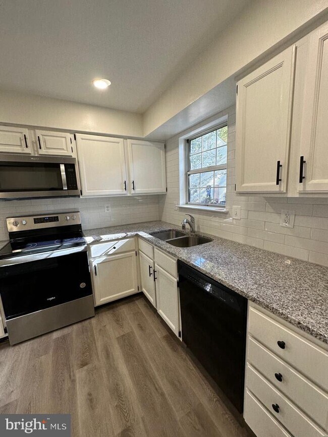 Foto del edificio - 9947 Grapewood Ct