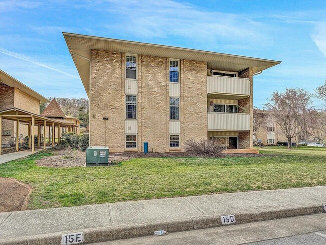 Foto del edificio - 5260 Crossbow Cir