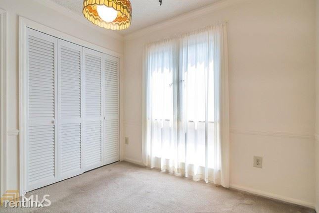 Foto del edificio - 2 br, 2 bath House - 3283 Clairmont North