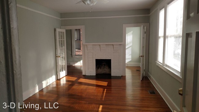 Building Photo - 722 E 49th St