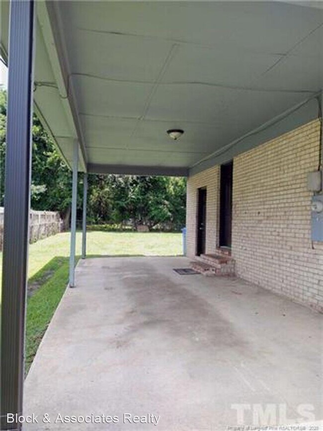 Foto del edificio - 3 br, 1.5 bath House - 405 Atwell Drive
