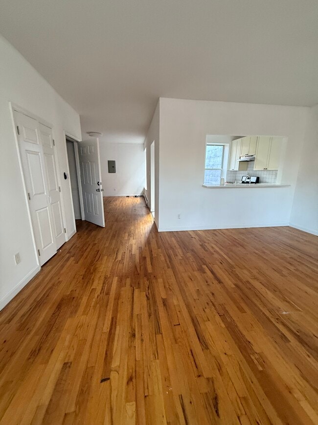 Foto del edificio - 819 Saratoga Ave