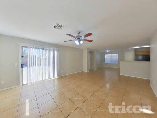 Foto del edificio - 8123 W Hammond Ln