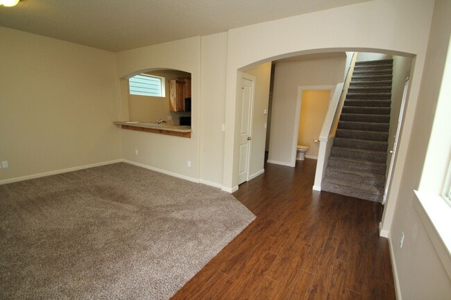 Building Photo - Three bedroom house in Hazel Dell - AC / B...