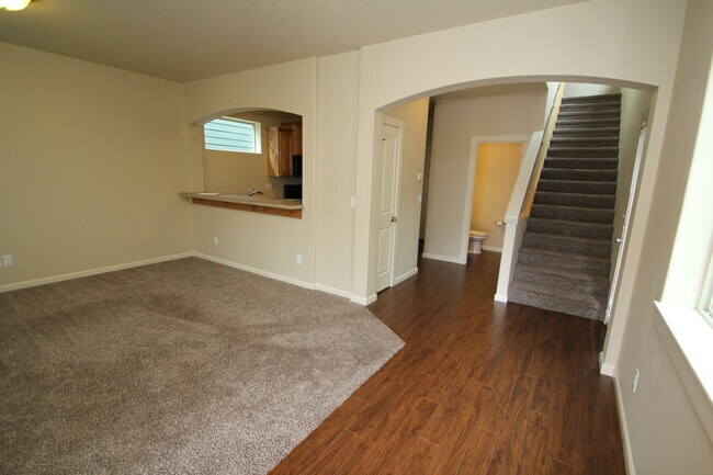Foto del edificio - Three bedroom house in Hazel Dell - AC / B...