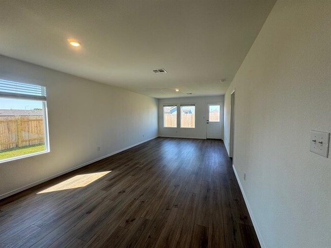 Building Photo - 2211 Cyclone Dr