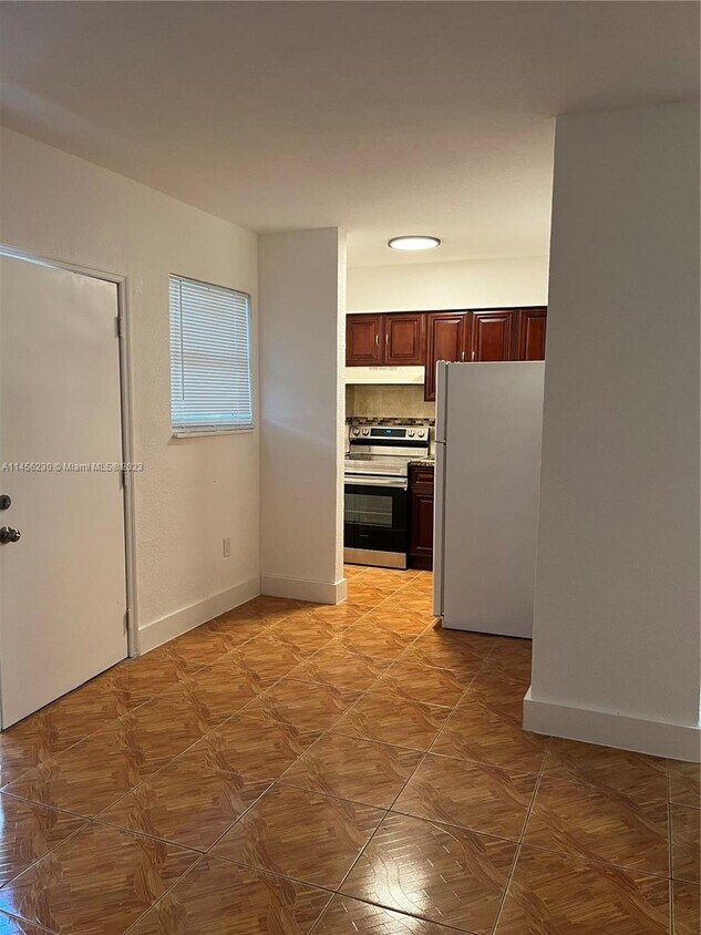 Primary Photo - 1265 Sharazad Blvd