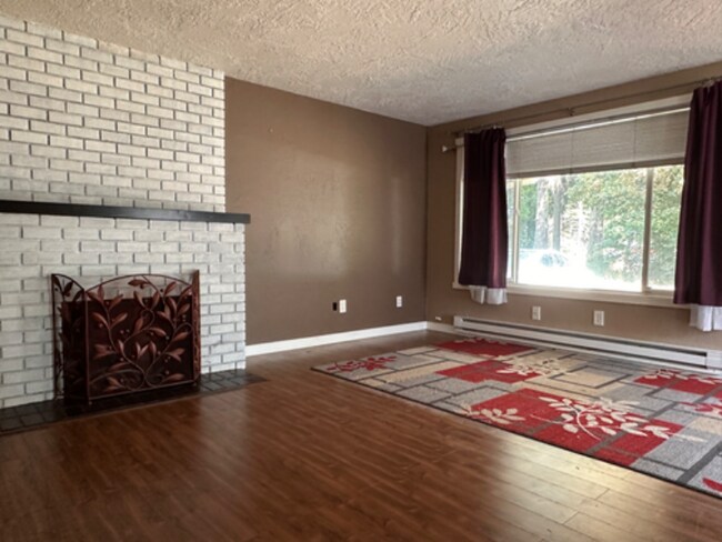 Building Photo - 4839 Rumac St SE