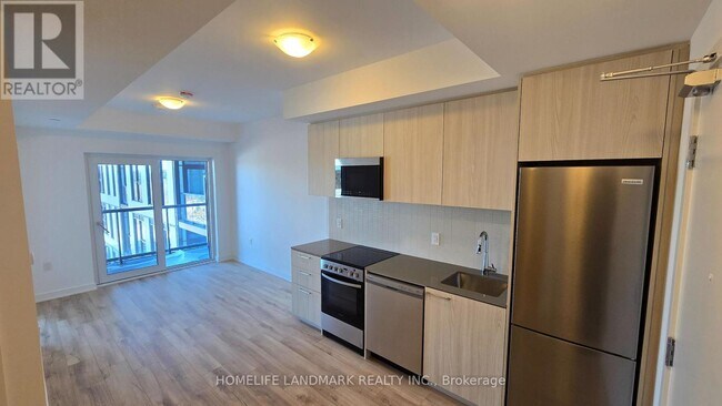 Photo du bâtiment - 7439 Kingston Rd