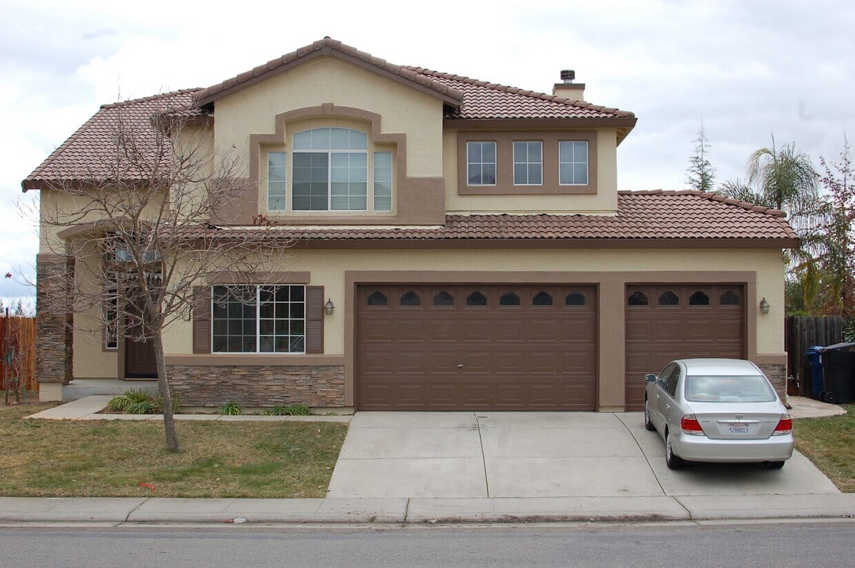 995 Sterling Cir, Folsom, CA 95630 House for Rent in Folsom, CA