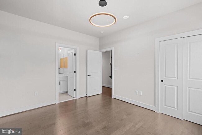 Foto del edificio - 5284 Ridgeview Retreat Dr