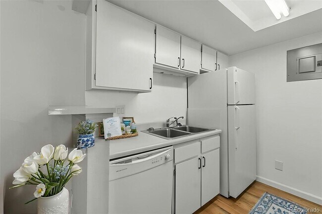 Foto del edificio - 8555 S Fairmount Dr