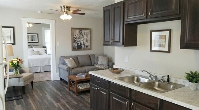 Foto del edificio - 214 W Republic St