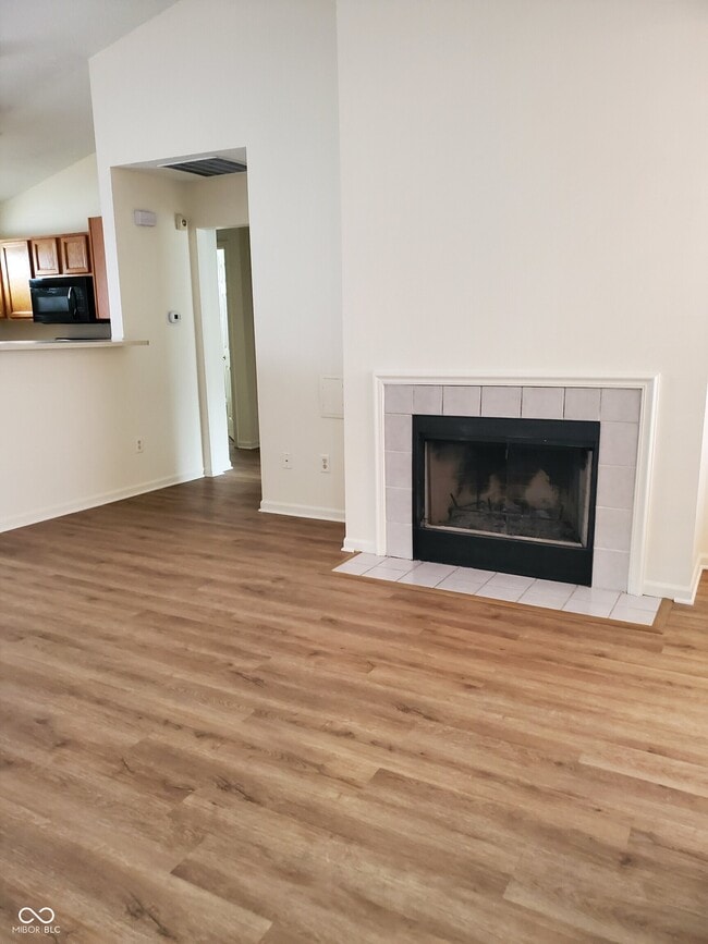 Building Photo - 4950 Potomac Square Way