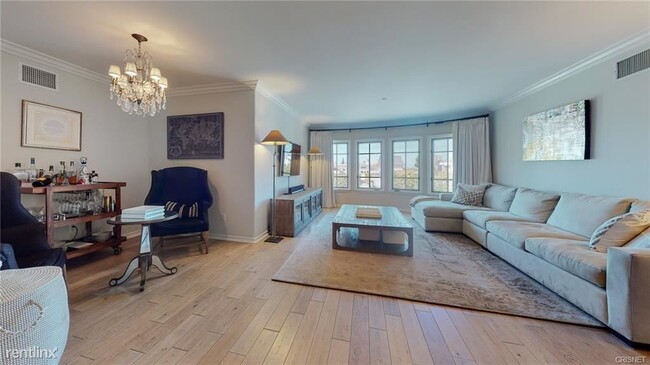 Building Photo - 2 br, 2 bath House - 1000 Granville Avenue...