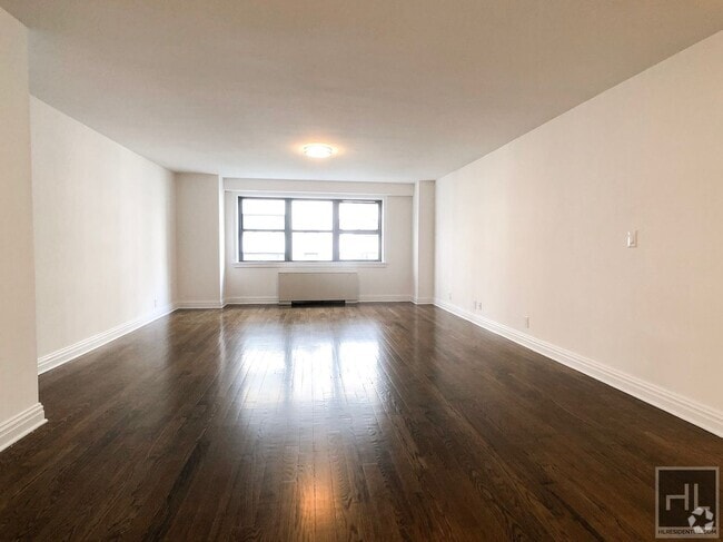 Building Photo - East 89 Street