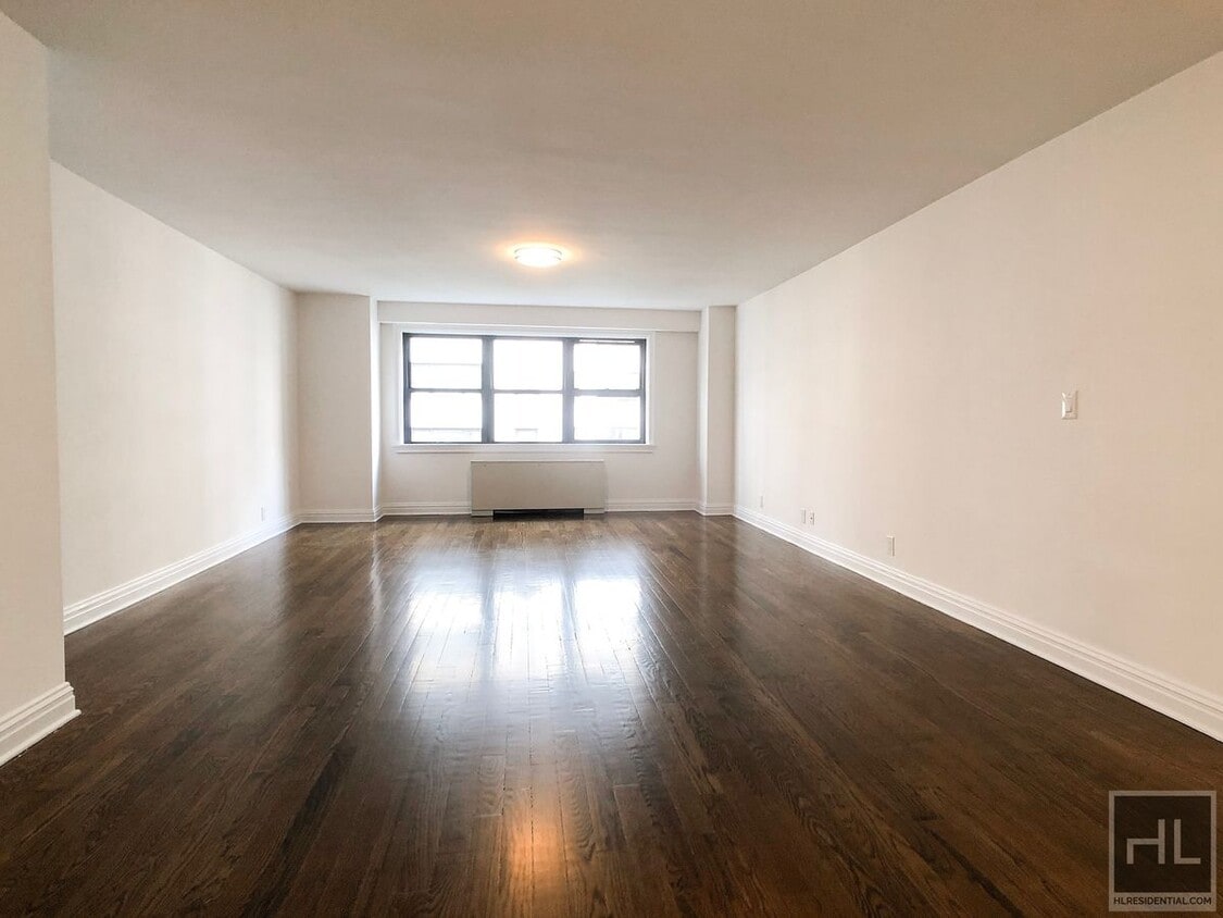 Primary Photo - East 89 Street