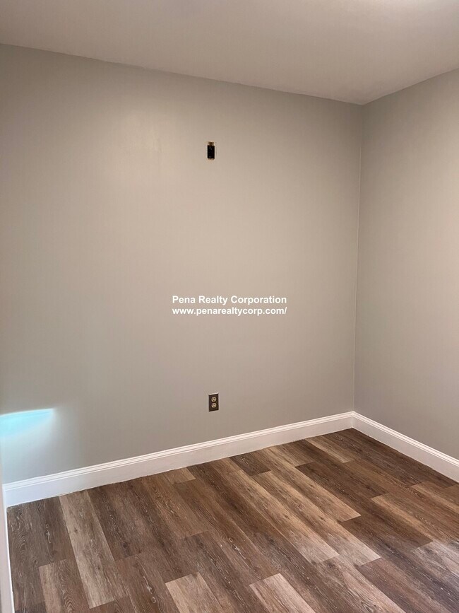 Foto del edificio - 491 Lynn St