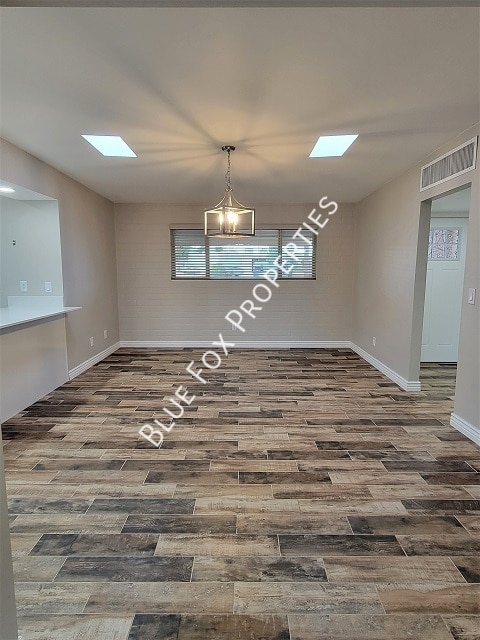 Building Photo - 1933 S Palma Pl