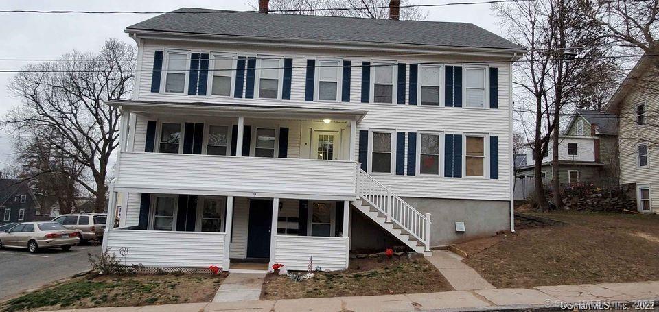 Primary Photo - 9 Oak St