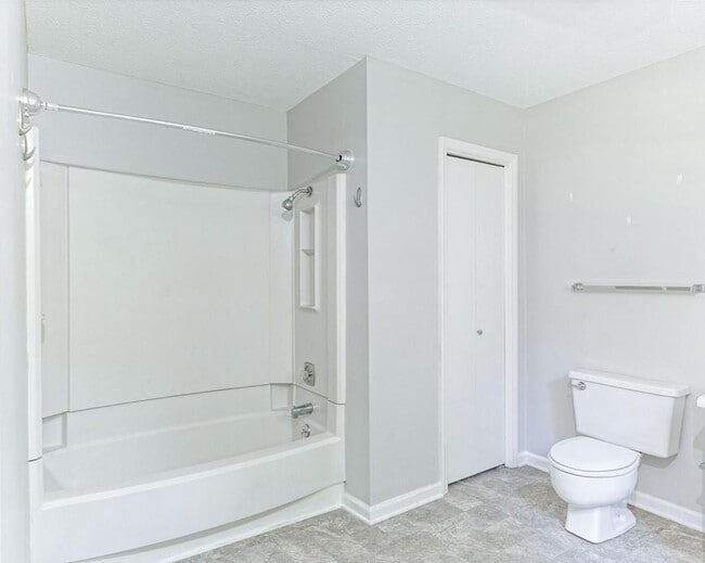 Building Photo - 1417 Stratton Pl Dr