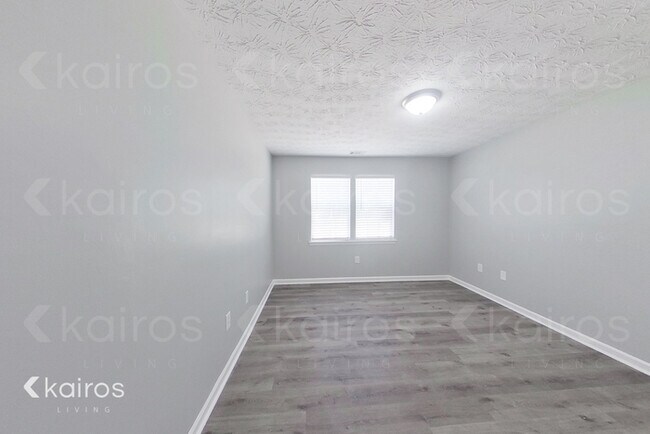 Building Photo - 151 Beaver Pointe Drive